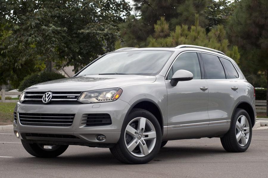  Volkswagen Touareg Hybrid 2012 года  (фото 31 из 42)